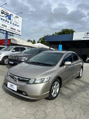 HONDA CIVIC 1.8 LXS 16V FLEX 4P AUTOMÁTICO HONDA CIVIC 1.8 LXS 16V FLEX 4P AUTOMÁTICO